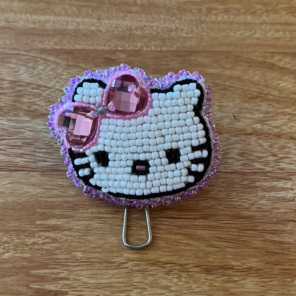 Beaded Hello Kitty lanyard pin